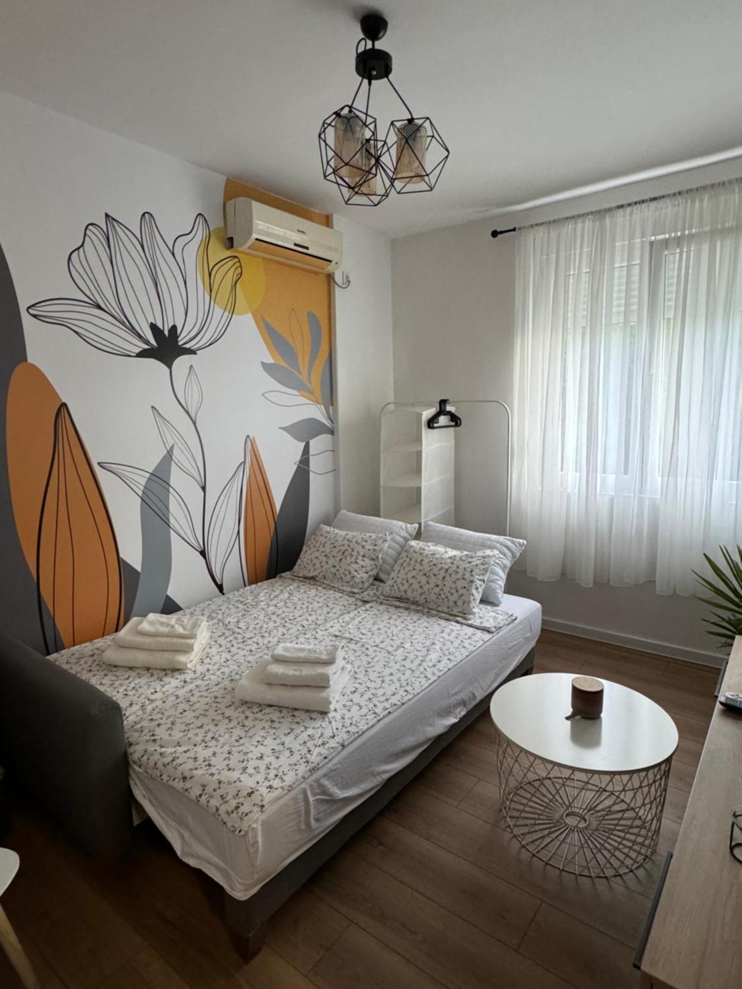 Ferienwohnung Eleven Podgorica Exterior foto
